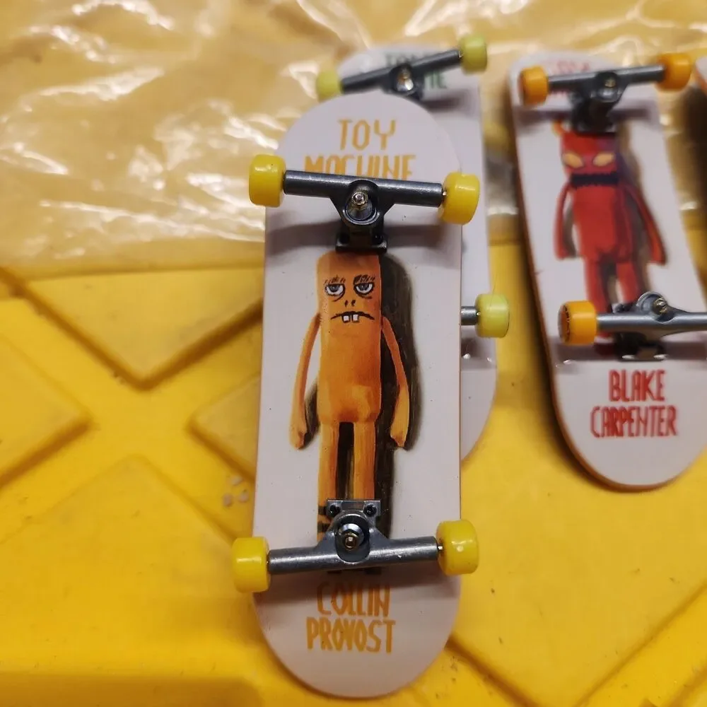 Tech Deck 4 Pack Toy Machine Lutheran Carpenter Crusher Provost Lot